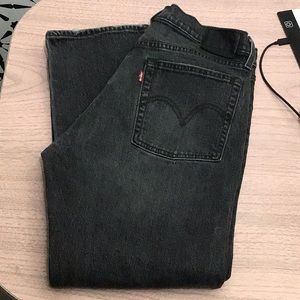Black Levi’s Wedgie Straight Jeans